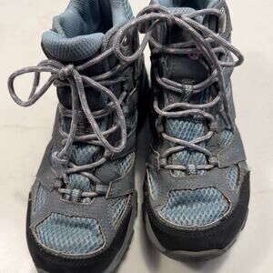 Merrell kids Moab 3 Mid Waterproof hiking outdoors boots size 3.5 youth